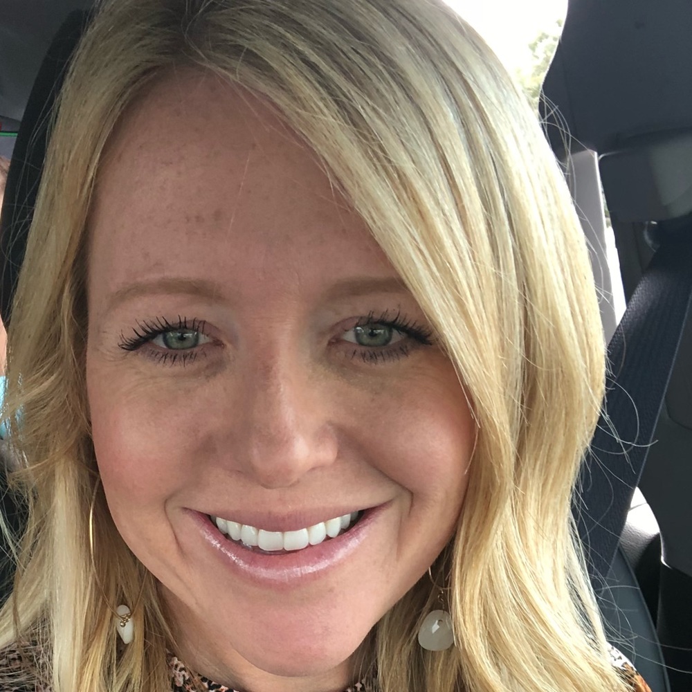 Meet your Posher, Laura